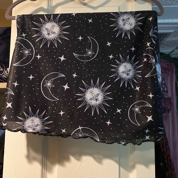 Celestial Print Mini Skirt from Shein - Picture 4 of 4